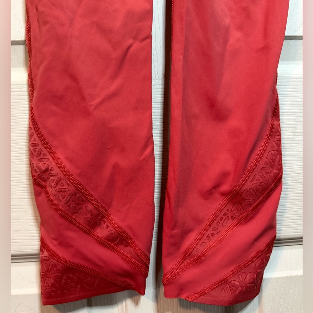 Lululemon Strength and Sweat Crop 23”Orange Floral Print Leggings Size 4 - Picture 6 of 10
